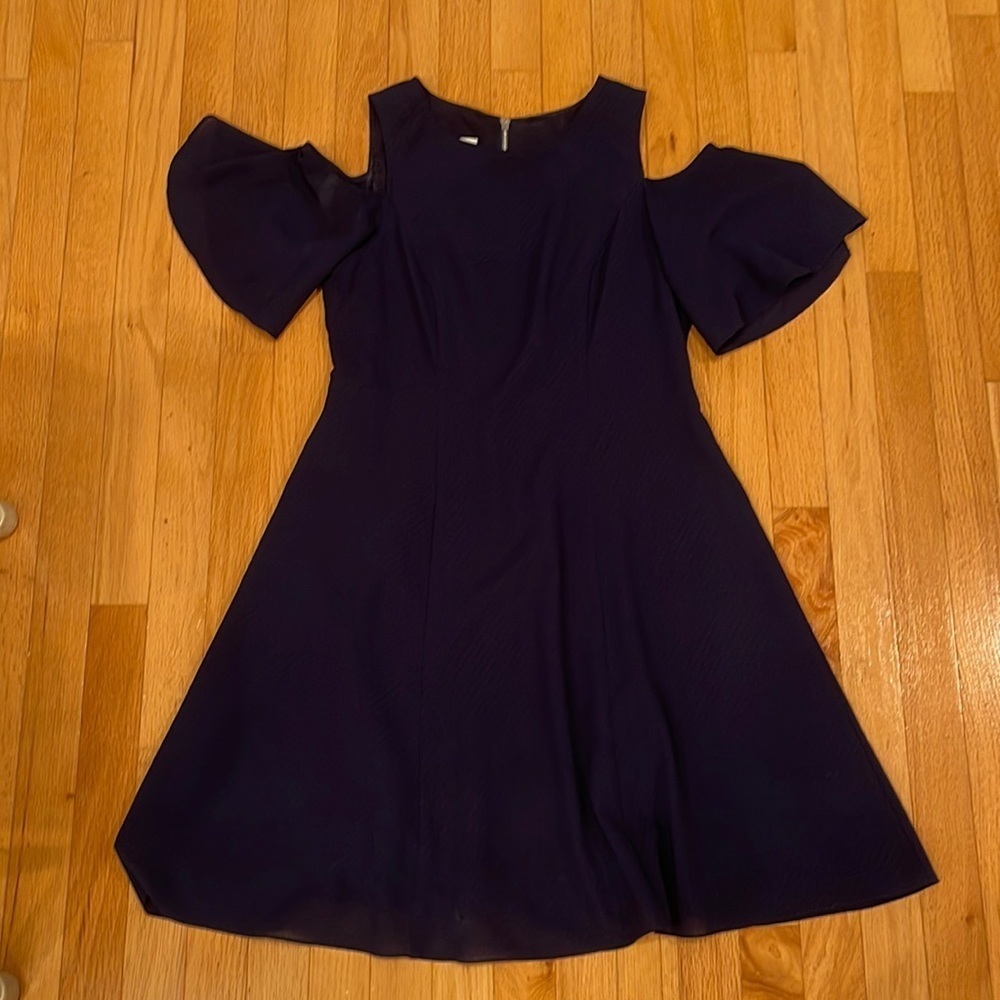 Women’s Donna Morgan Navy Dress Size 4